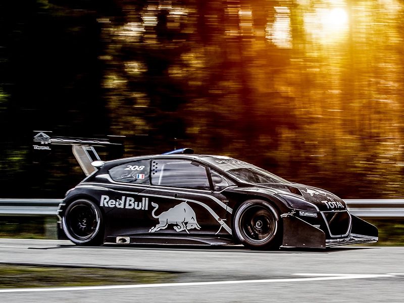 Bestia de 875 cp cu care Sebastien Loeb va concura la Pikes Peak