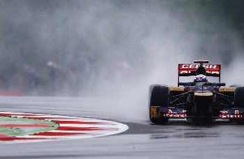 Calificari intrerupte la Silverstone