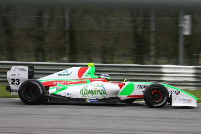 Mihai Marinescu, start in forta in sezonul Formulei Renault 3.5