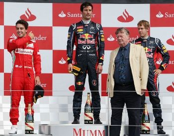 Webber obtine victoria la Silverstone in ultimele tururi