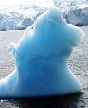 VERY-blue-iceberg_WEB.jpg