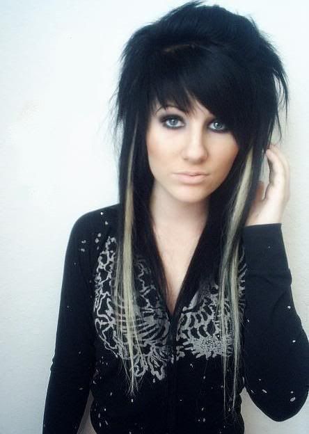 rock girl hairstyles. Emo Girls and New Trend