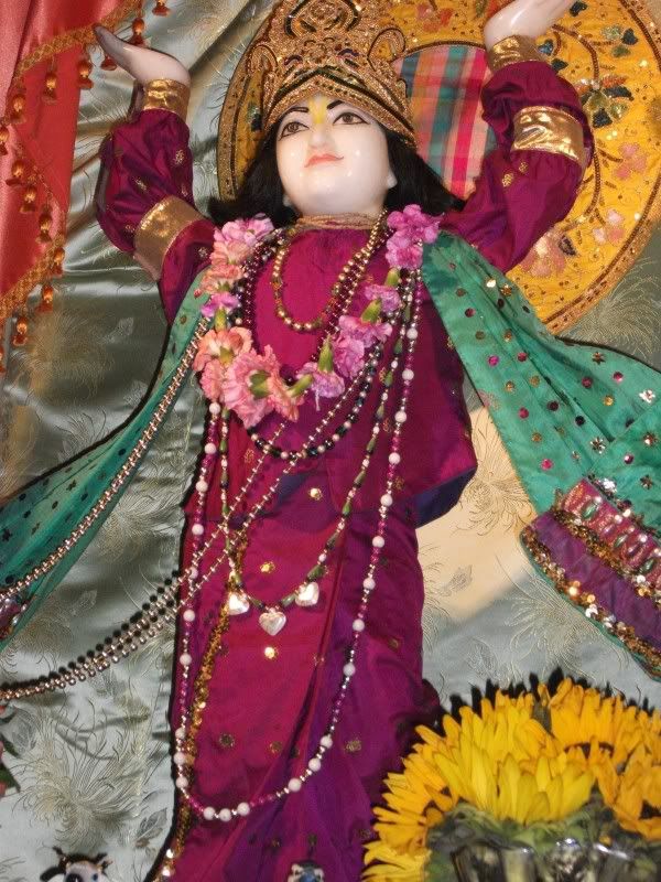 Gour Nitai