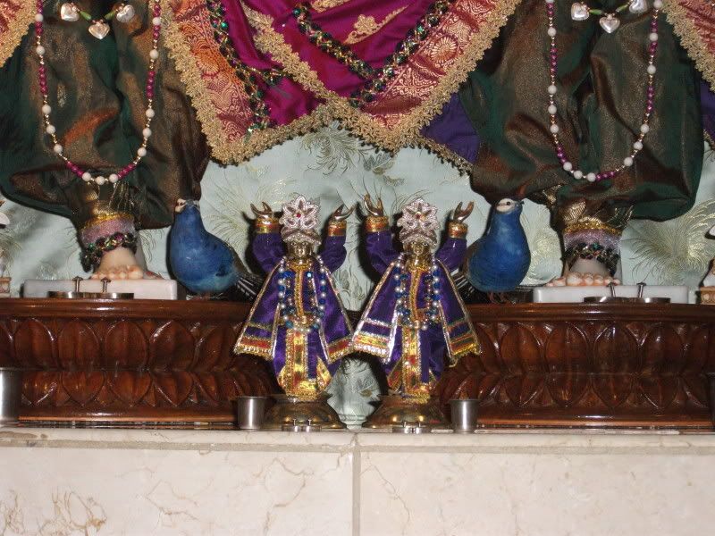 Gour Nitai