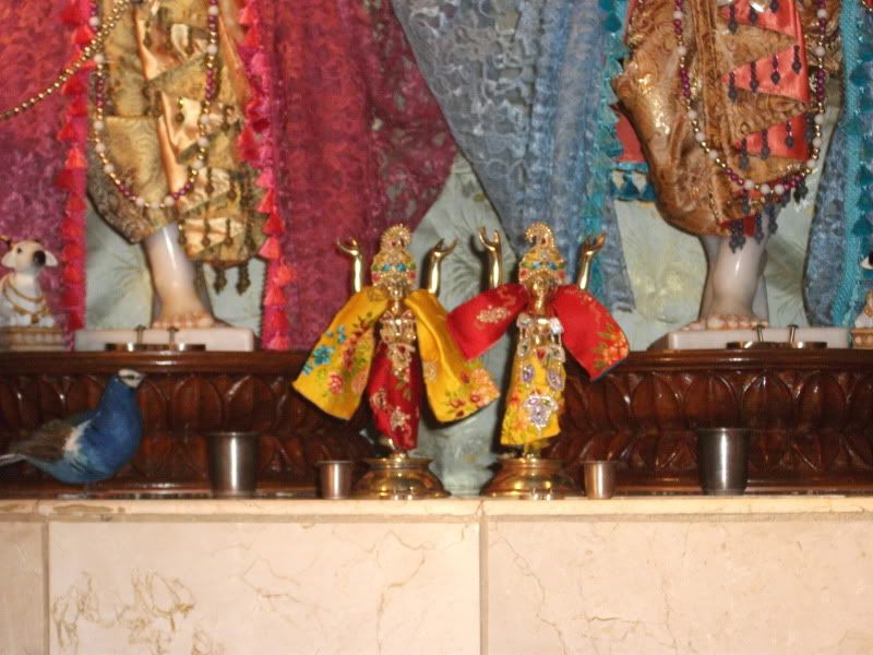 Gour Nitai