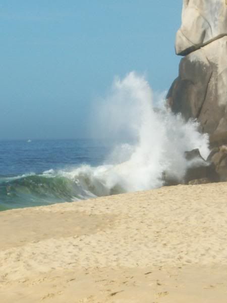  divorce beach. Waves against the rocks. Day 5 (Our last full day in Cabo 