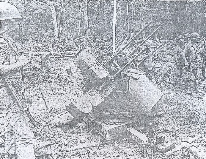Ametralladora antiarea mltiple ecuatoriana de cuatro bocas y de calibre 50 mm capturada en falso Paquisha en 1981