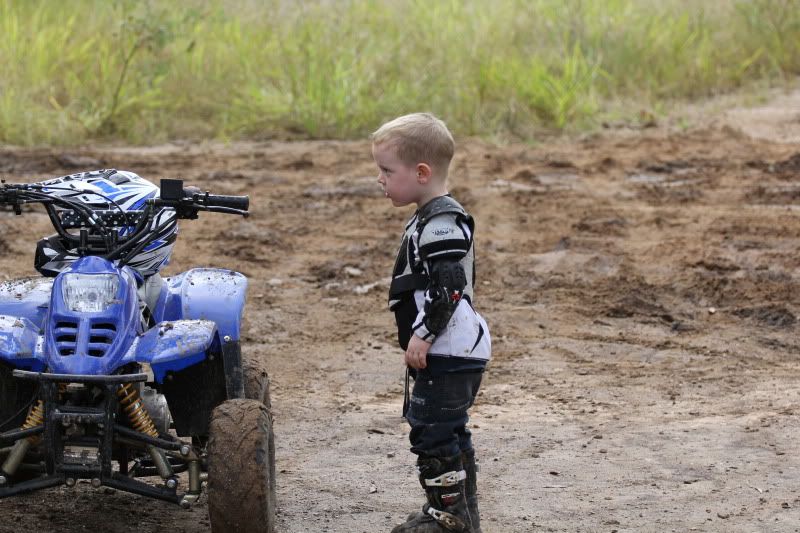 IMAGE: http://i75.photobucket.com/albums/i303/djmikeysmith/IMG_2556.jpg