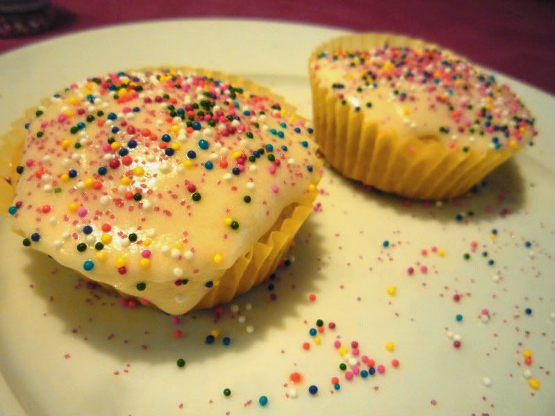 vegan cupcakes b