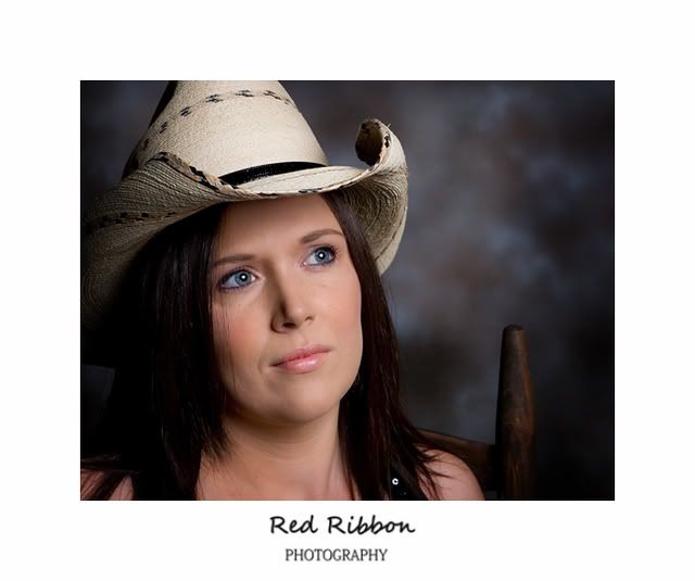 IMAGE: http://i75.photobucket.com/albums/i309/kajawhit/1web-31.jpg