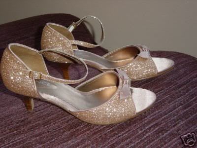 Wedding Slipper Shoes on Topic  Your Wedding Shoes   Well Here S Mine   Ethnic Wedding Planning