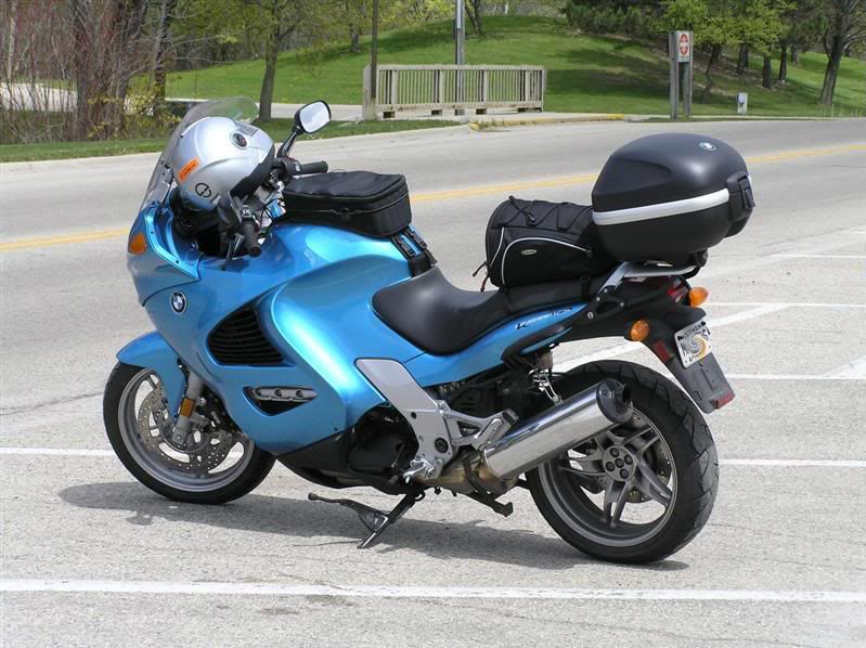 http://i75.photobucket.com/albums/i317/mkjeldgaard/K1200RS/Ride04302005002Medium-1.jpg