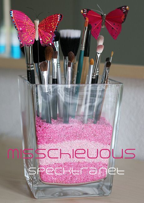 brush-holder1.jpg