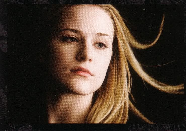 <img:http://i75.photobucket.com/albums/i320/xx-likeagoodbook/26dec/scans/Scan8-Lucy.jpg>