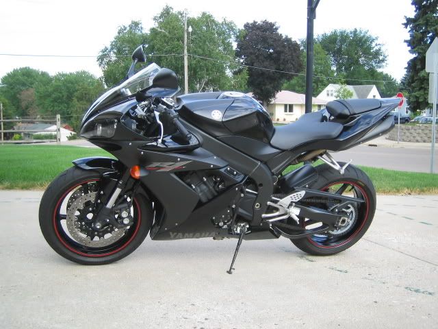 '05 R1, Black (raven) $8500 Obo - Yamaha R1 Forum: YZF-R1 Forums