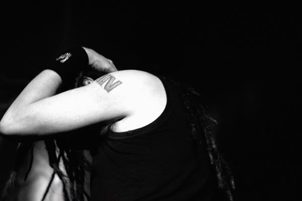https://i75.photobucket.com/albums/i295/adi_09/01_korn_014.jpg