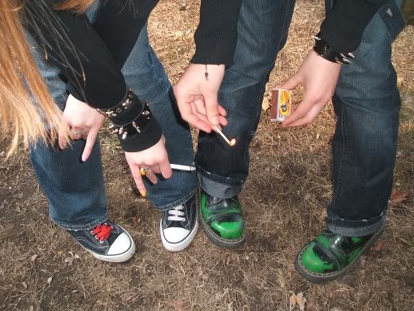 https://i75.photobucket.com/albums/i313/Salotine_Bite/854064suhvib1.jpg